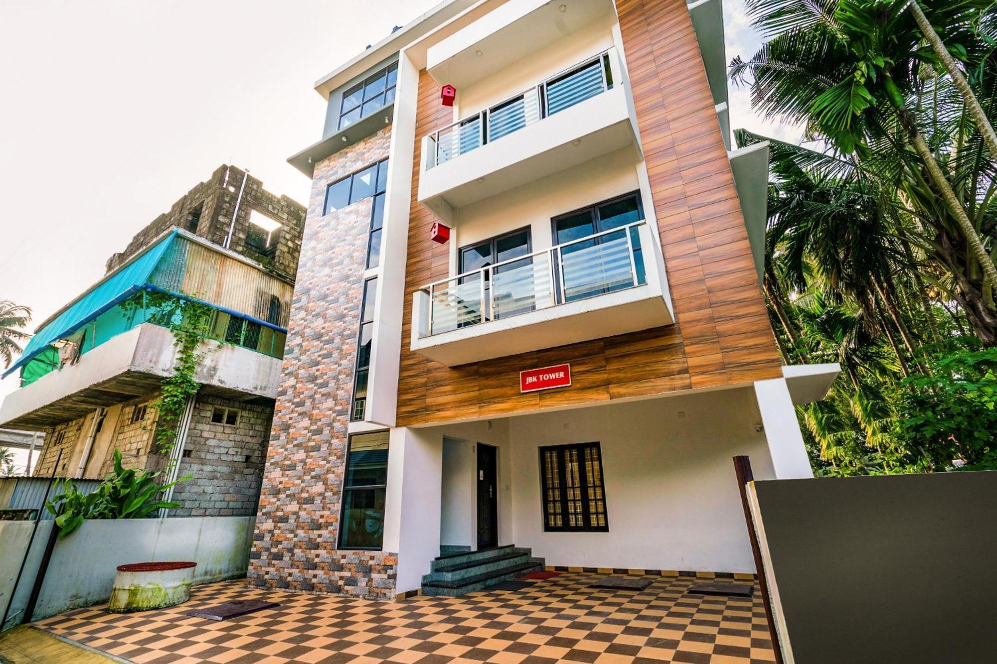Hotel O Thykoodam Apartments Kochi エクステリア 写真